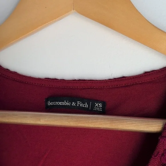 ABERCROMBIE FITCH RED LACE DRESS SIZE X SMALL - Picture 6 of 7